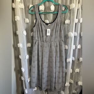 Torrid Black Houndstooth Scuba Knit Skater Dress Size 1